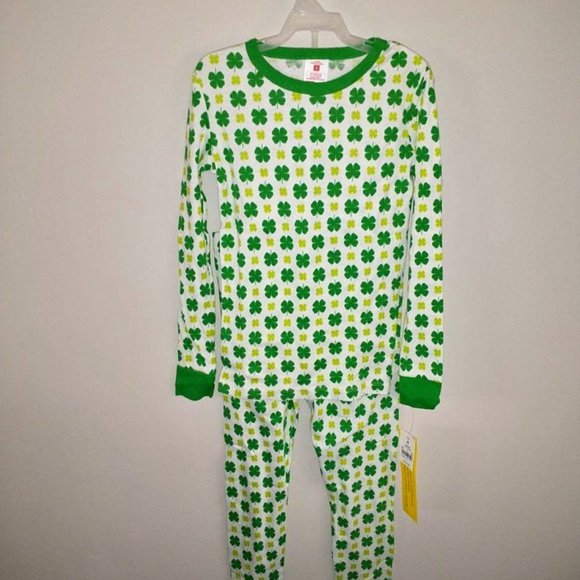 Target Pajamas Nwt Boygirl 2 Piece Pajama Set Green Shamrocks Size 8 Brand Target Poshmark